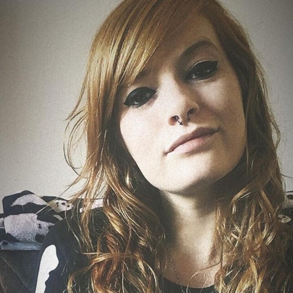 Meet your Posher, Rebecca - Picture 4 of 4